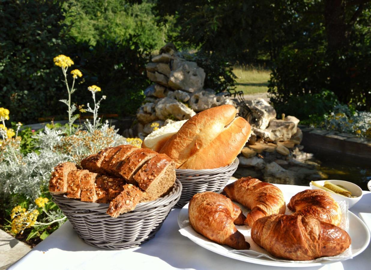 Hotel Tomazici Santalezi Экстерьер фото